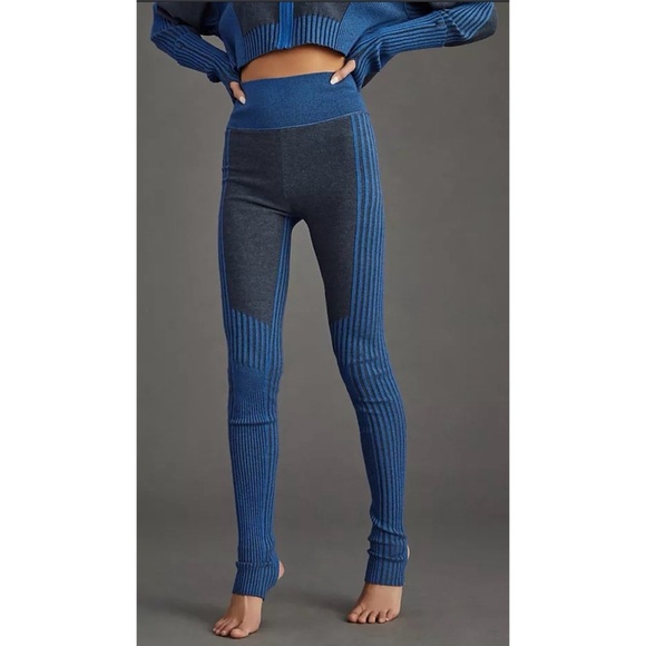 Anthropologie Pants - ANTHROPOLOGIE Daily Practice Knit Two Tone Leggings